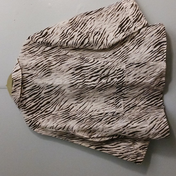 Chico's size 2 (large)women's lightweight jacket black and white zebra d… - Picture 6 of 14